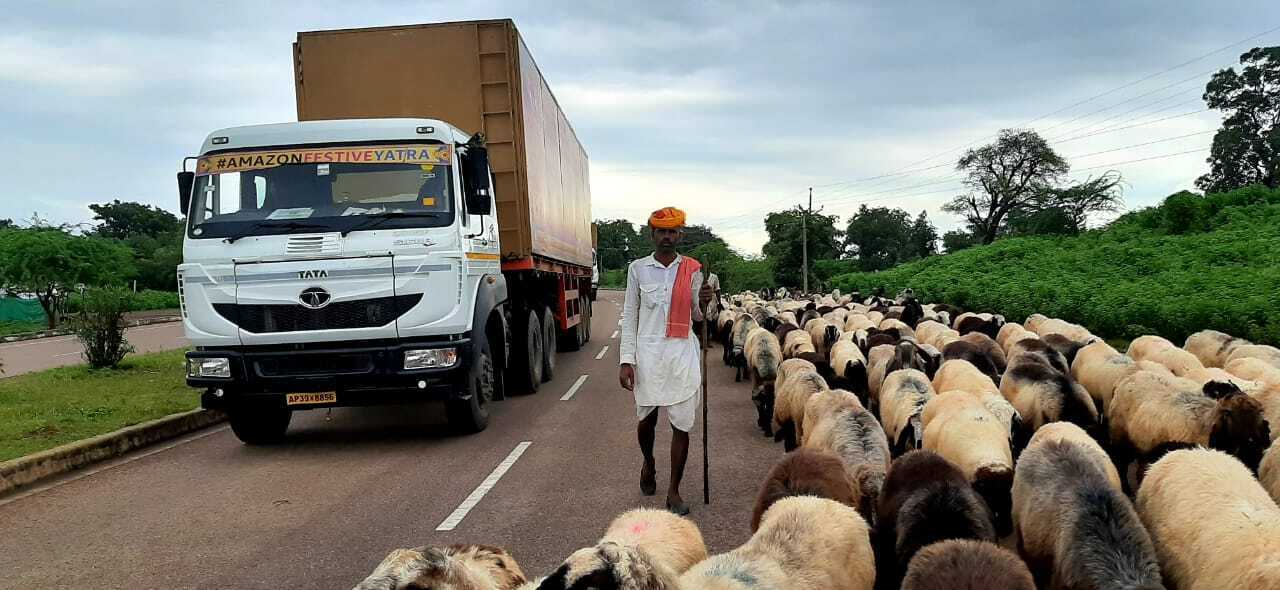 Festiev Yatra villagers on the way