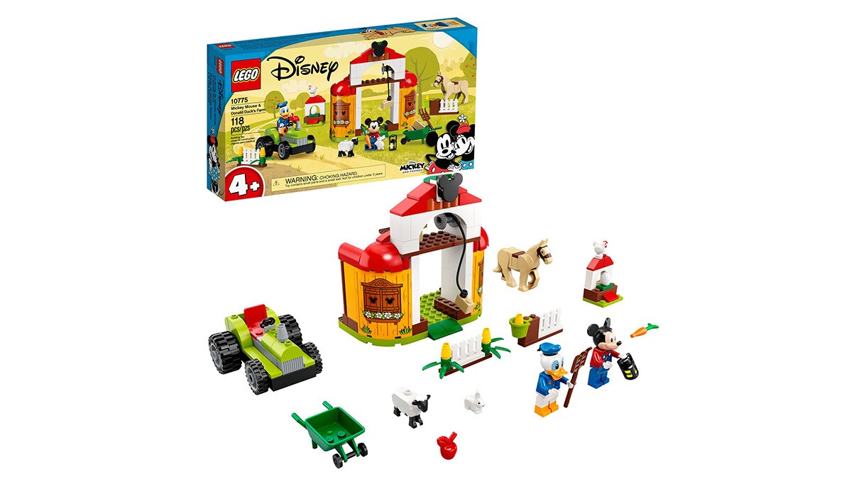 An image of the set for the LEGO Disney Mickey Mouse & Donald Duck's Farm. The image shows several of the set's 118 Pieces.