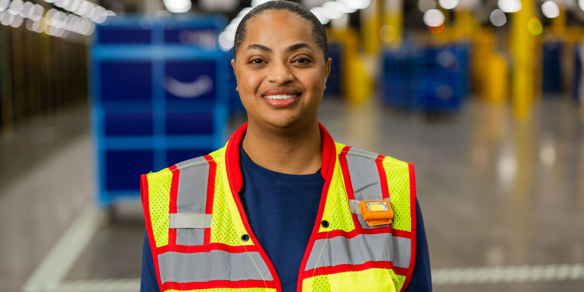 Amazon raises minimum starting pay for full-time core operations employees to $20/hour, with average pay reaching nearly $24/hour, and launches grocery discount and access to new lifetime banking benefits to make everyday life more affordable for our teammates