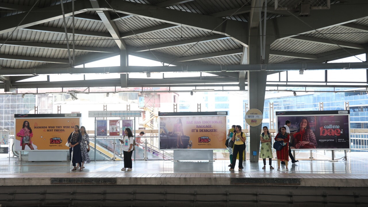 Ananya Panday Metro