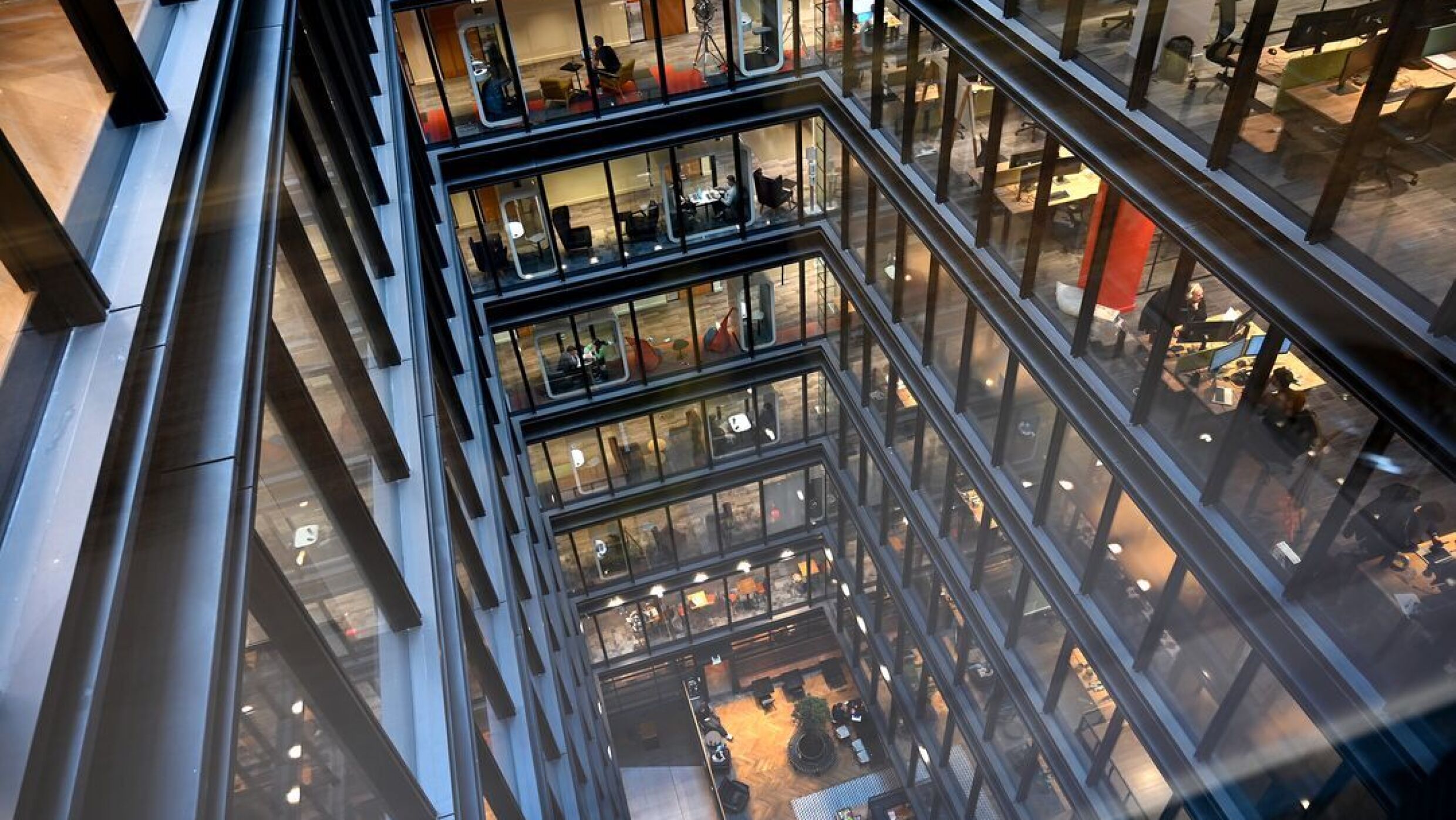 New photos from Amazon UK Headquarters in London