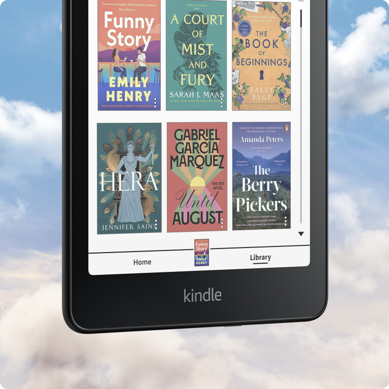 The new Kindle Colorsoft showing a range of book covers in colour
