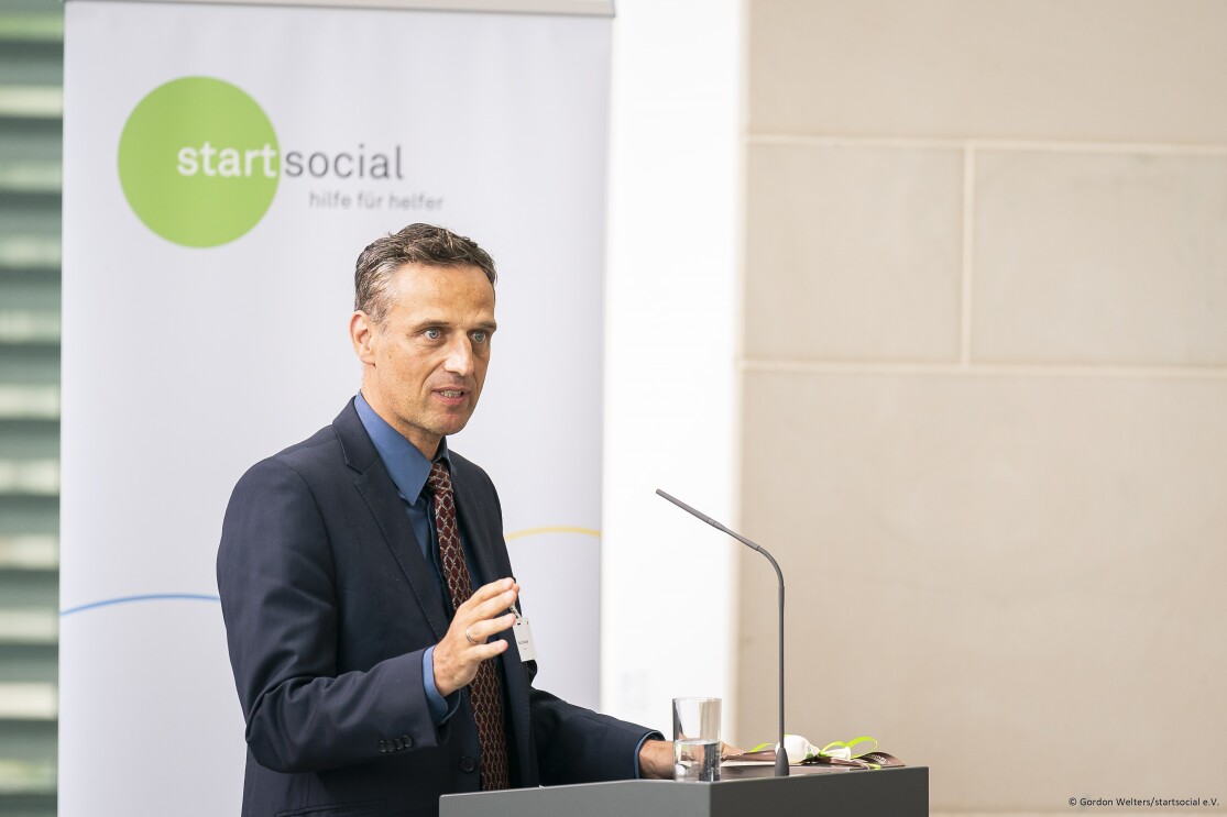 Rocco_Start Social bild