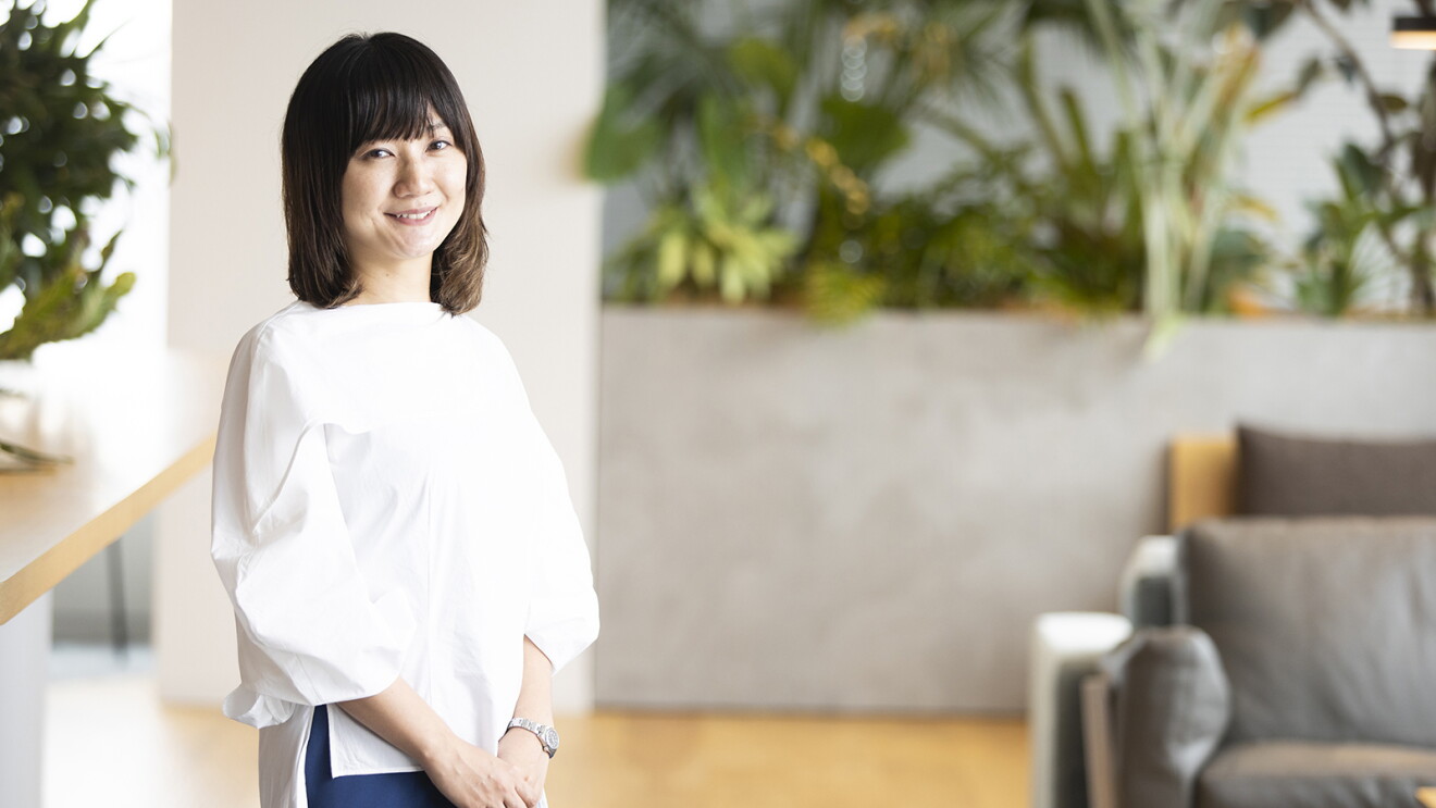 笑顔の鄭さん