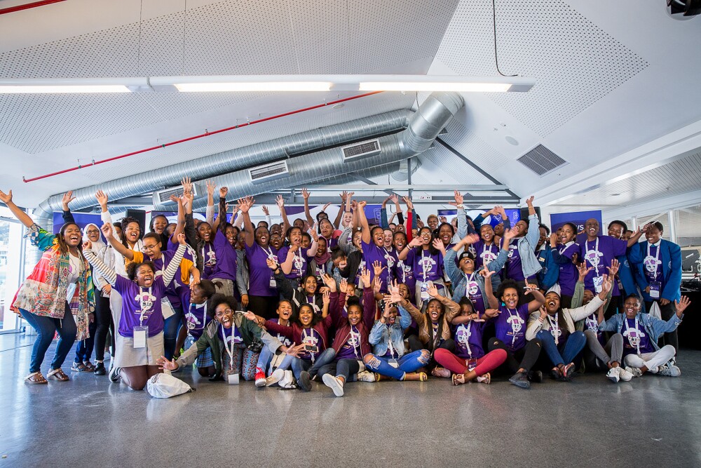 Group picture of young participants of the AWS Girls’ Tech Day event.