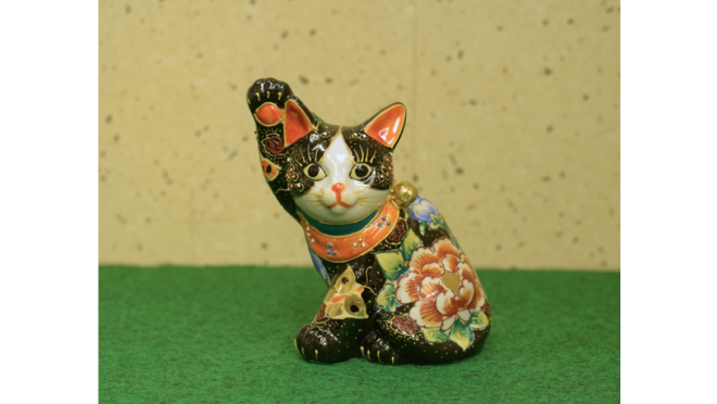 販売することで九谷焼の技を守る About Amazon Japan 販売することで九谷焼の技を守る About Amazon Japan