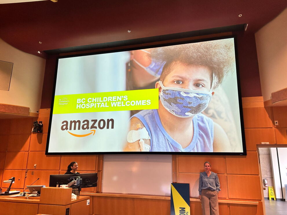 people presenting a presentation