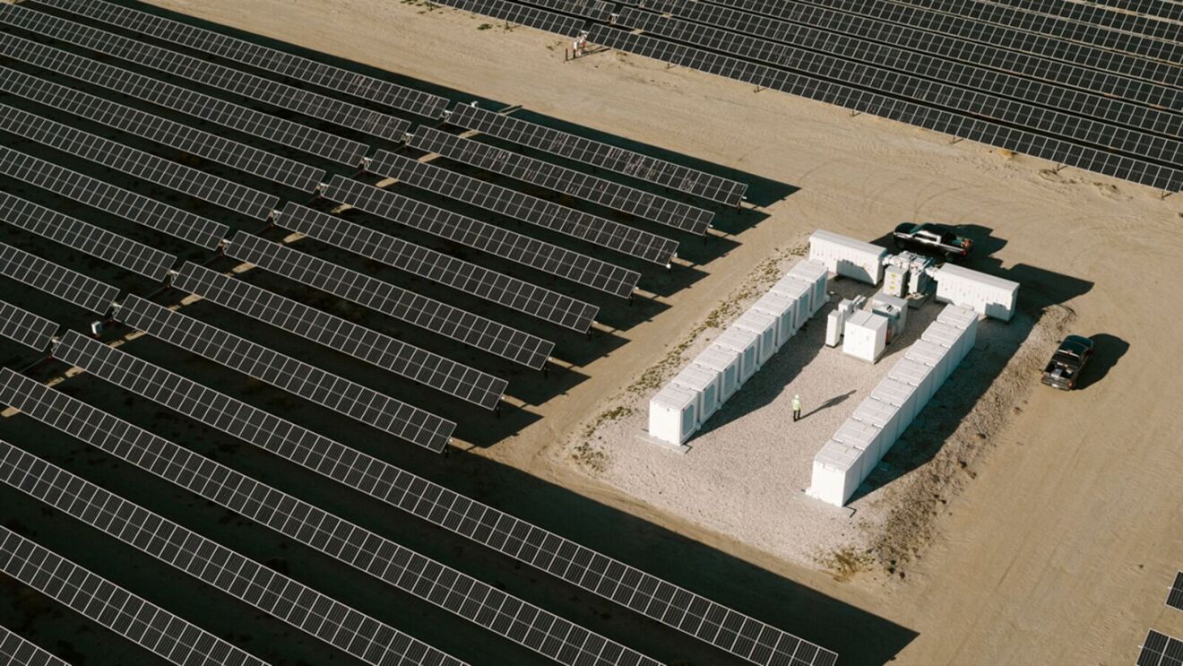 An image of Amazon's solar panels at the Baldy Mesa solar farm.