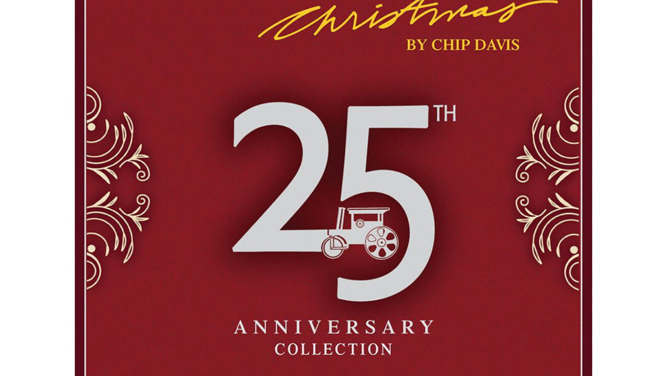 Album cover of "Mannaheim Steamroller Christmas" by Chip Davis