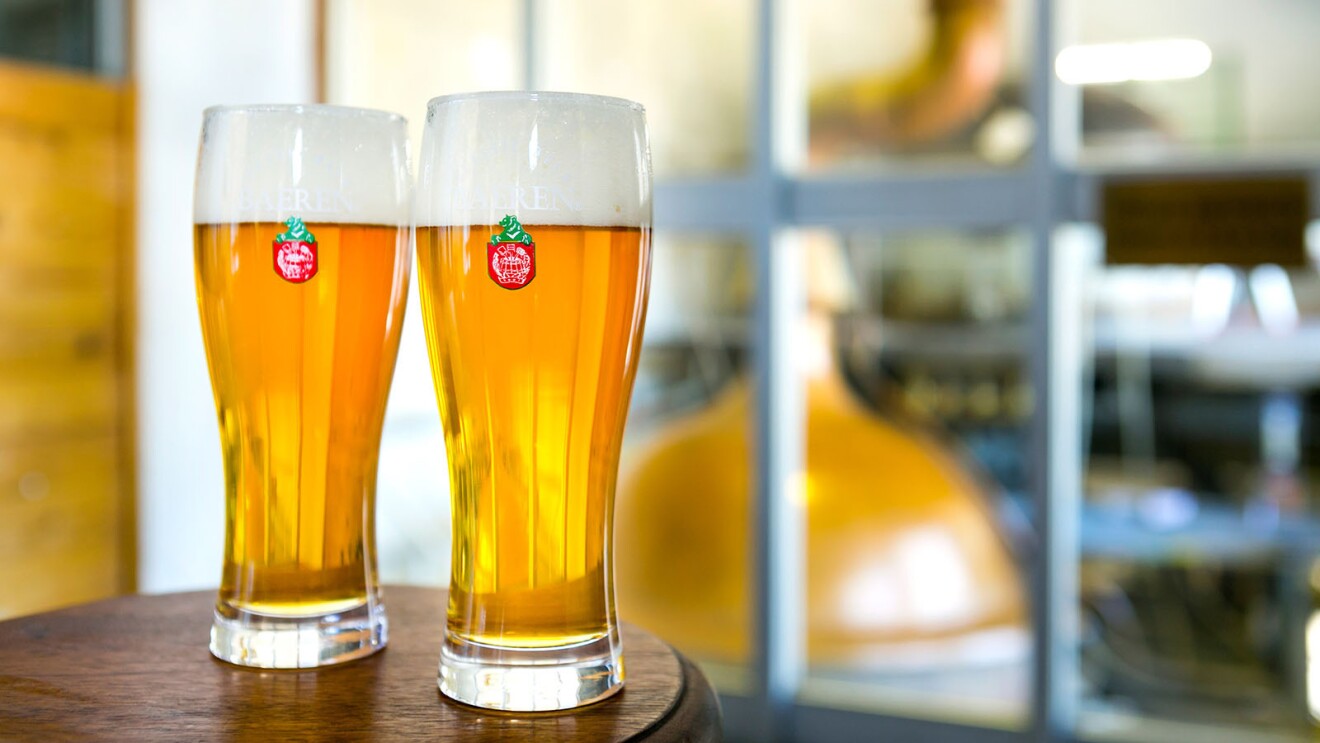 グラスに入ったビール