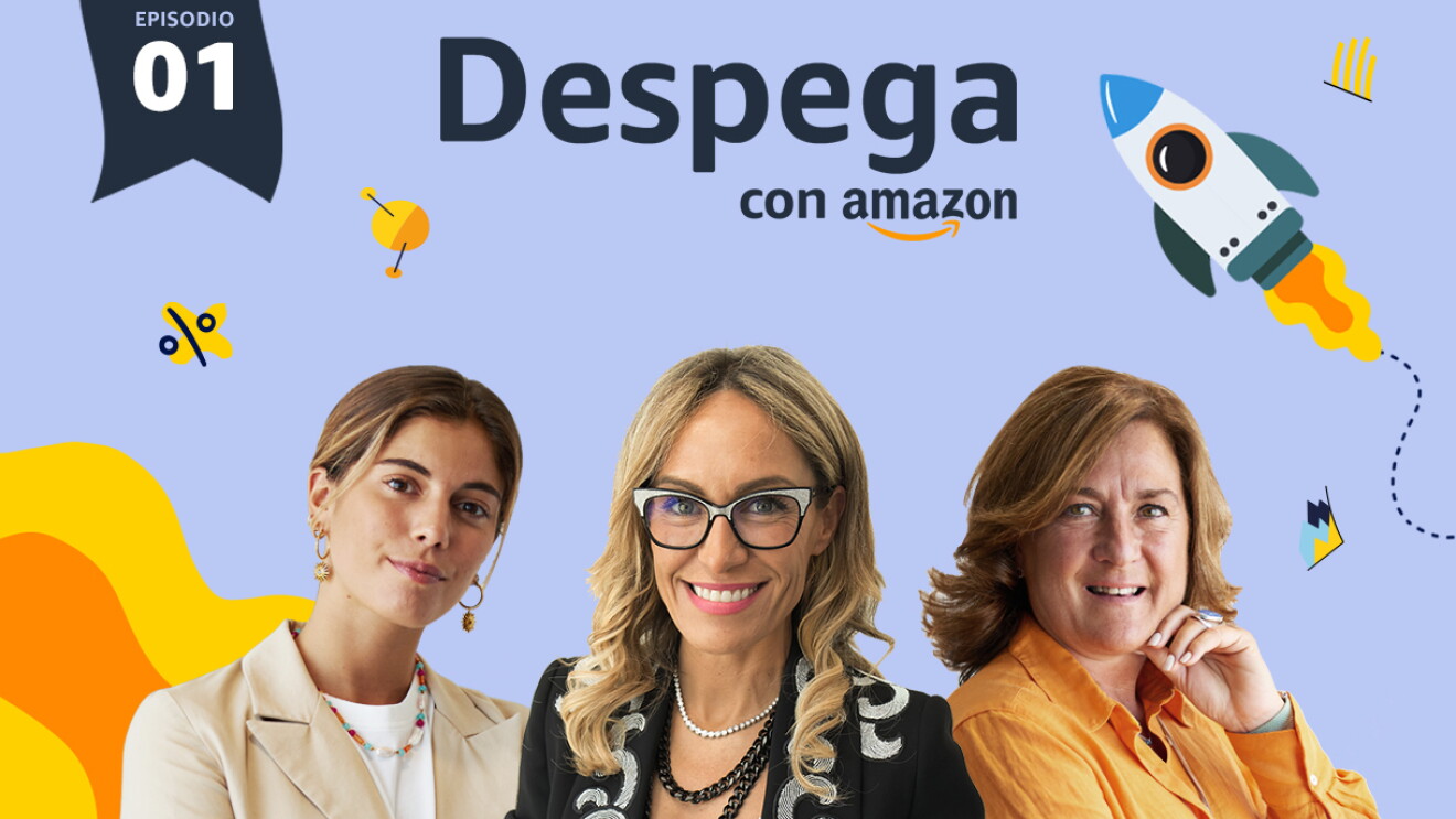 Poster del podcast Despega. En un fondo morado claro aparece una bandera con la letras y números Episodio 01. Después dibujos de un cohete que está despegando, satélites y unas olas de color amarillo y naranja. Además en letras azules Despega con Amazon con la sonrisa debajo de la palabras Amazon. De izquierda a derecha,  SARA BACEIREDO, influencer y fundadora de It's lava. Con uns pendientes con argolla colgando un collar de colores, el pelo recogido para atrás. Vestida con un jersey de algodón blnaco y una americana de color beige. En el medio la presentadora Luján Argüelles con una gafas de color negro y blanco, dos collares de perlas, uno de perlas blancas y el orto de perlas negras. Una americana de color negro con una sanefa de color plateado y un jersei de punto blanco debajo. Cristina Vicedo, emprendedora y profesora del IE, lleva el pelo suelto por el hombro  y color castaño. Una camisa de hilo de color naranja y un collar que no se ve el final poque queda por debajo de la mesa. Tiene los ojos azules muy claros y está muy morena de piel. 