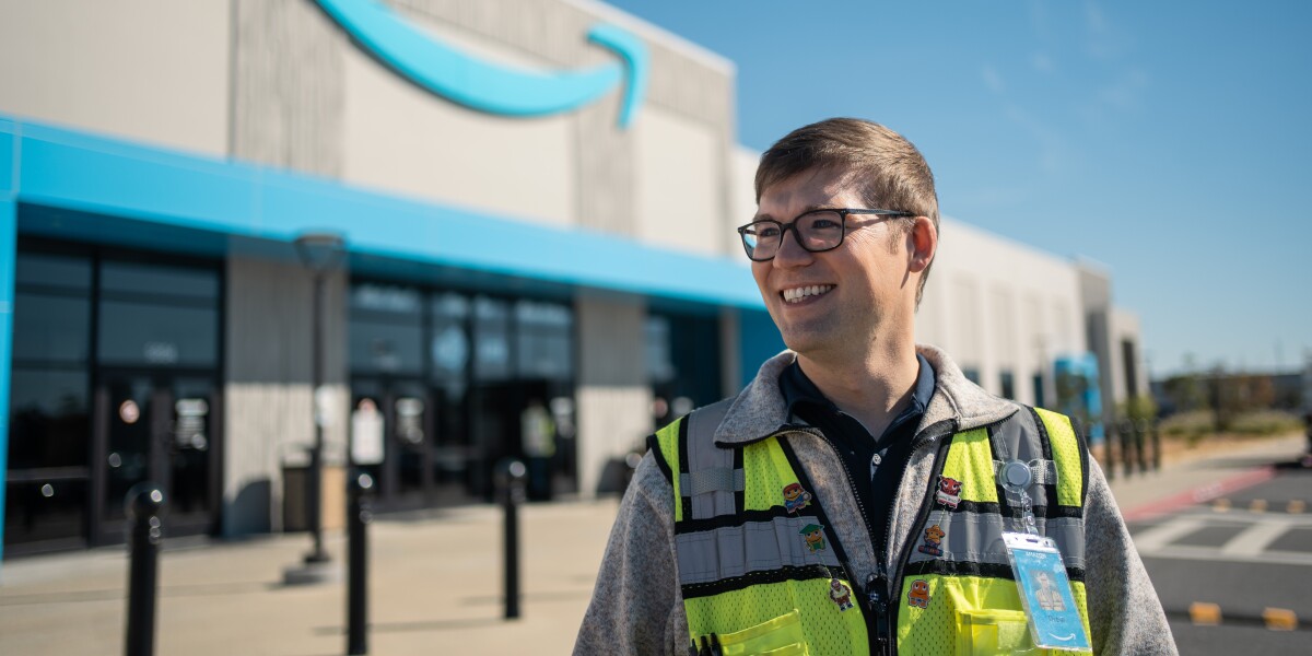 9 skills training programs helping hourly Amazon employees grow their ...