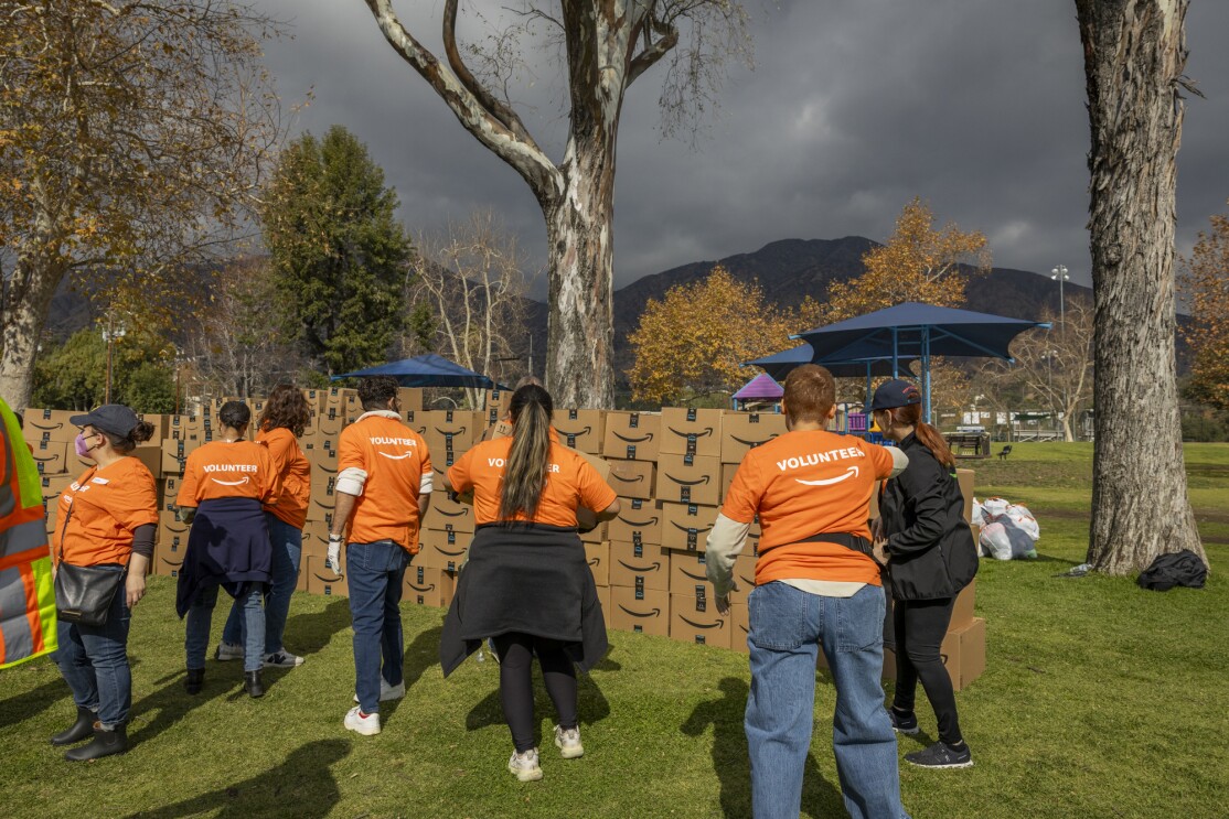 Amazon employees volunteering to support communities impacted by LA wildfires