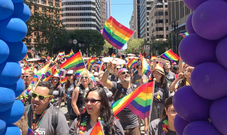 An image of Von Collins at an LGBTQ+ focused event for Amazon's Glamazon affinity group.