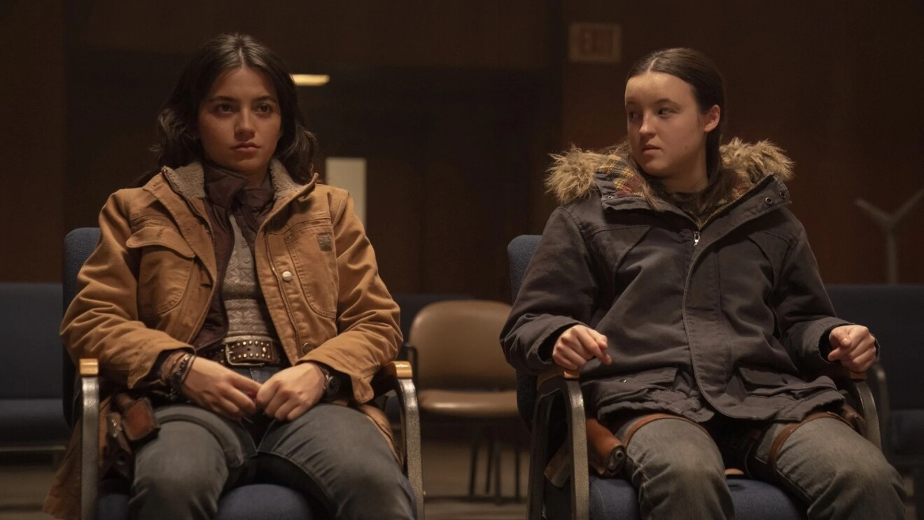 Bella Ramsey as Ellie and Isabela Merced as Dina in The Last Of Us season 2