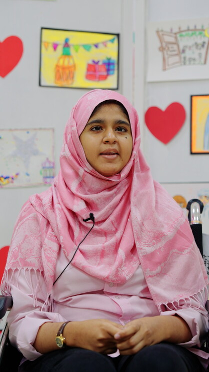 Zainab Chaudry Naveed.jpg 