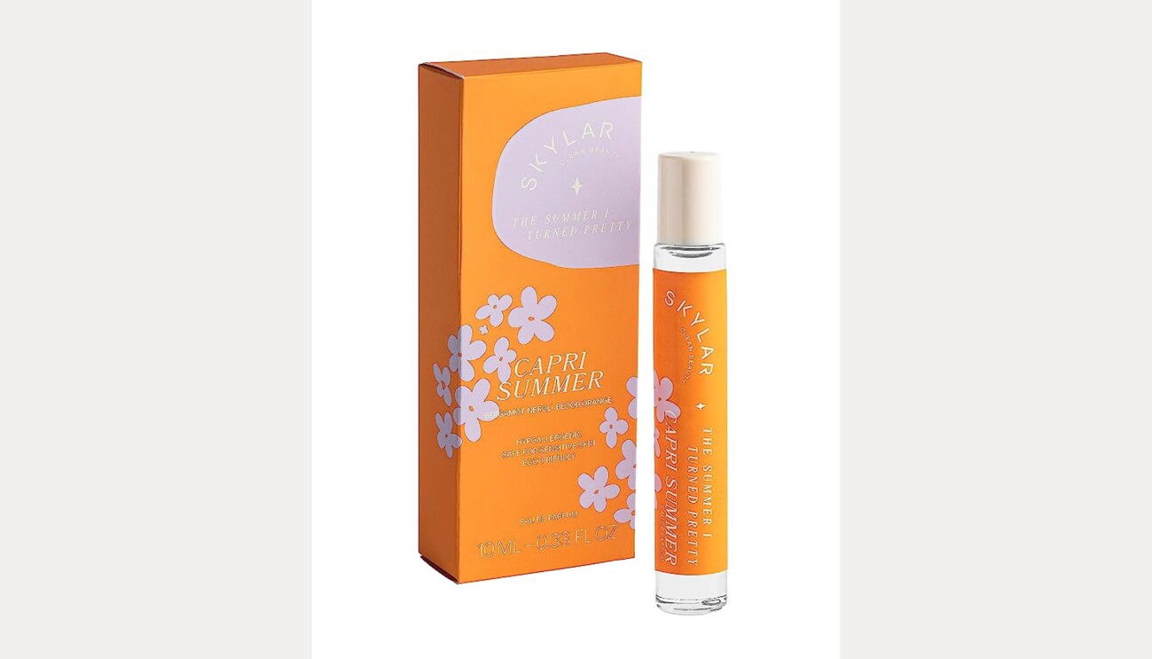 Image of Capri Summer Eaude perfume and its box.