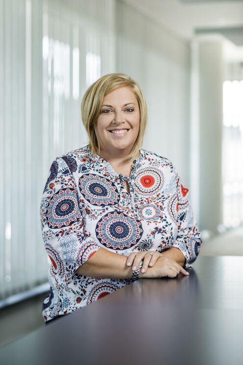 Porträtfoto von Suzelle Abe