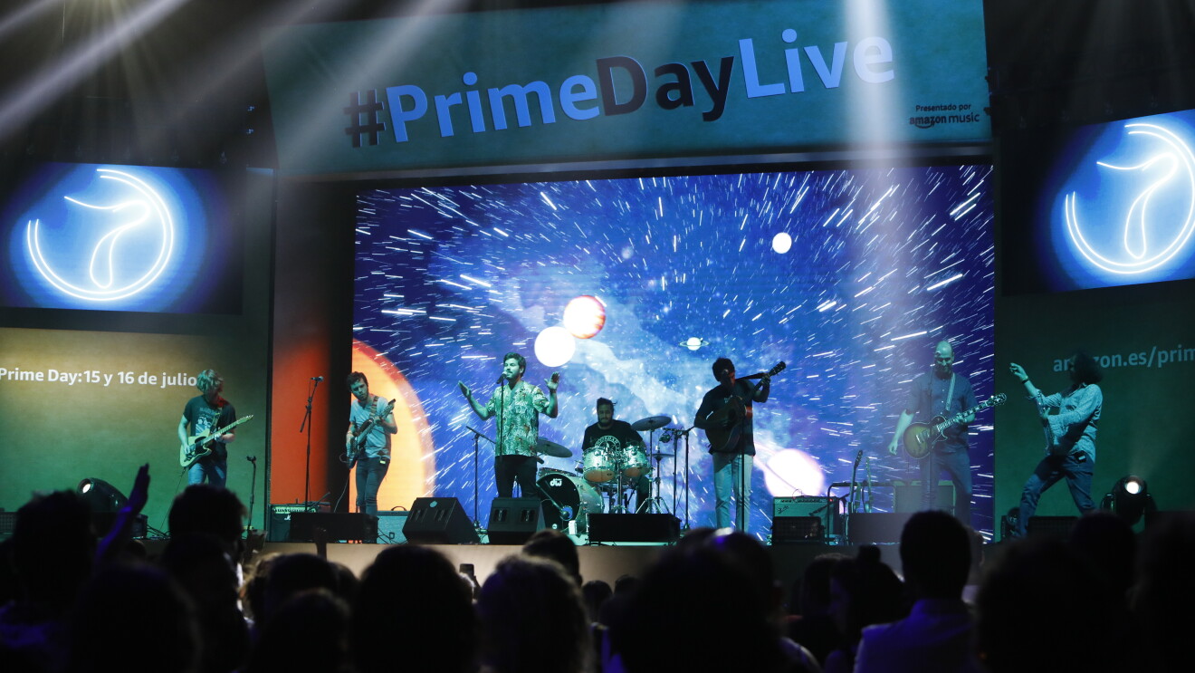 PrimeDayLive Taburete live.JPG