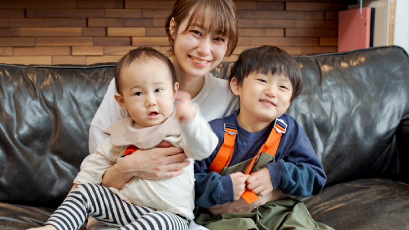 家族とアウトドア気分なおうち時間
おうちキャンプ「家キャン」をさらに盛り上げるAmazonデバイス活用術