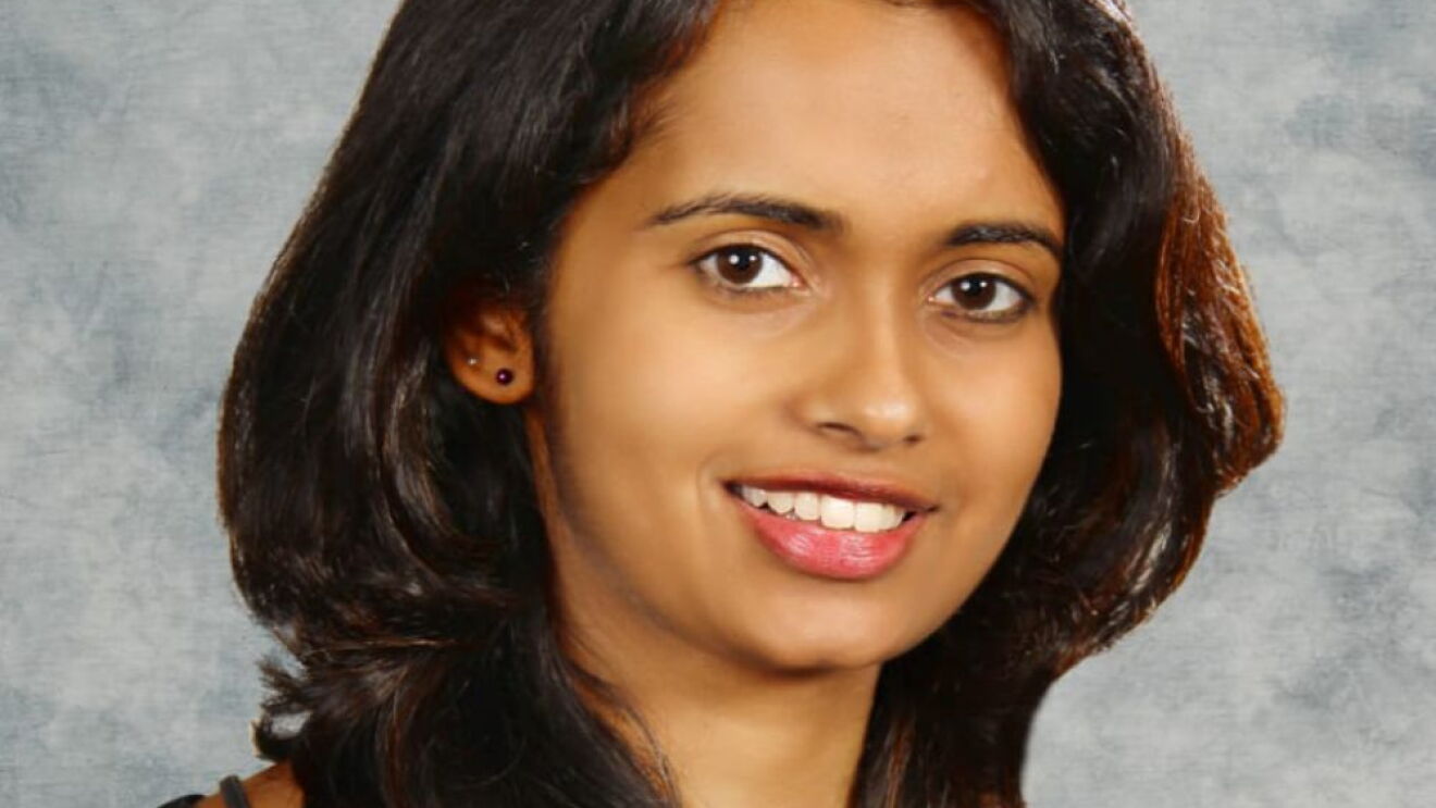 Profile photo of freelance writer Pooja Pillai.