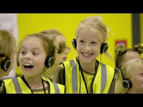 BROWNIES HELP AMAZON CELEBRATE 200,000th PUBLIC TOUR VISITOR MILESTONE