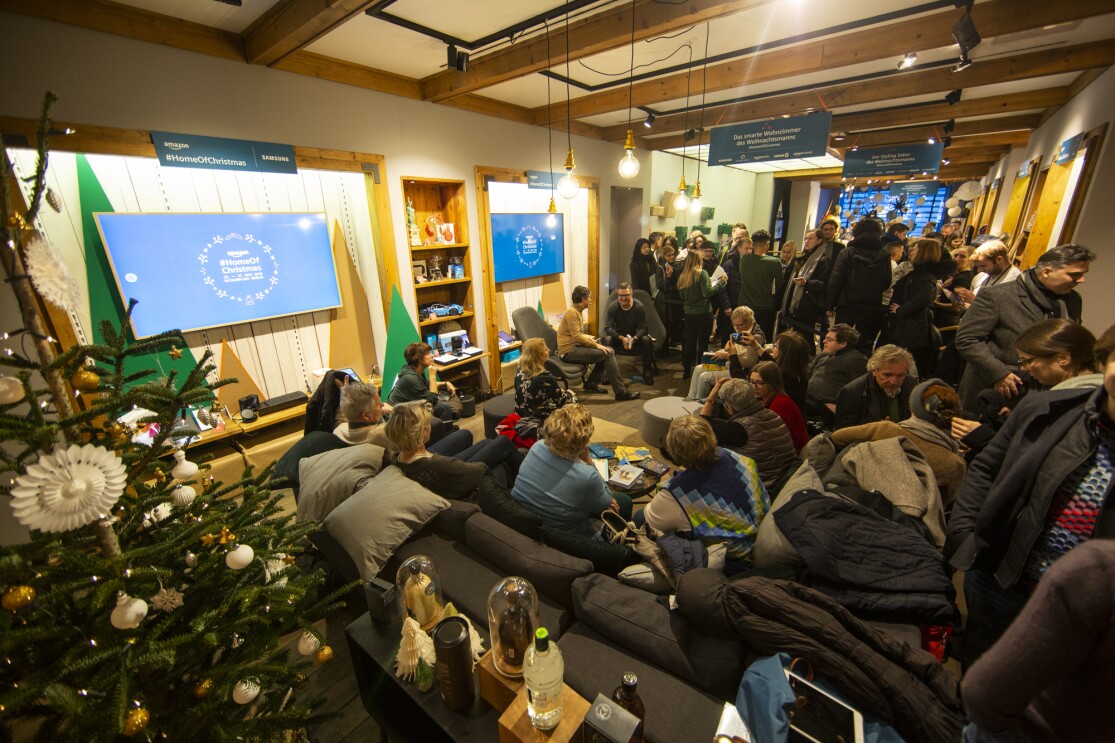 Amazon Pop up Store #HomeOfChristmas Lesung Lorenz Wagner Autismus