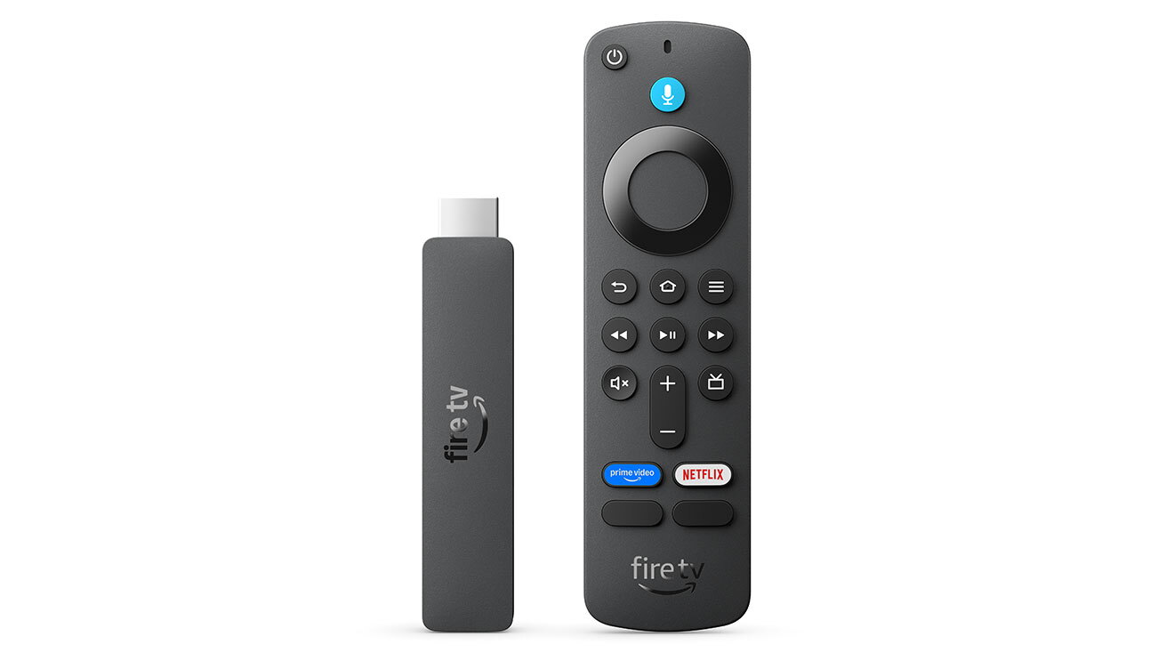 縦長のリモコンと直方体のデバイスが並んで立っている。デバイスの前面には「fire tv」の文字とAmazonのロゴ。