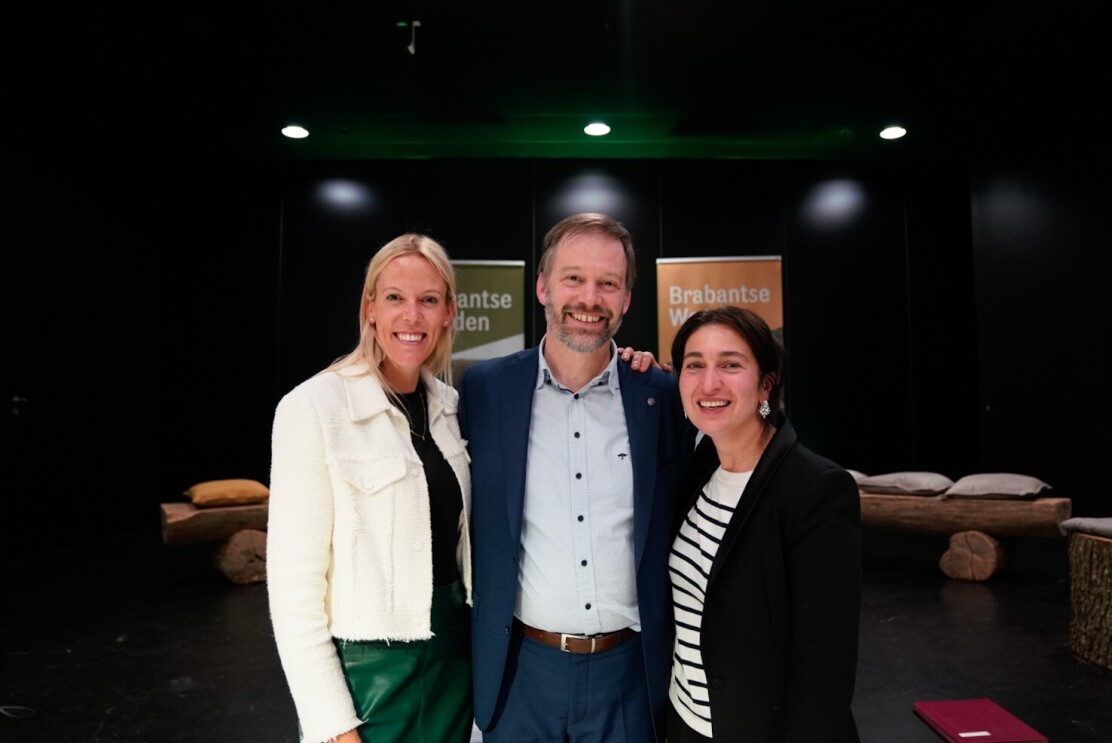 Eva, Minister Demir and PH BW.jpg