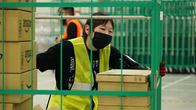 ホリデーシーズンの舞台裏 - #AmazonBoxStarsのご紹介