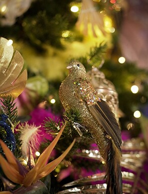 Glitter Bird Christmas Tree Decoration, Currently priced at £7.99, available at Amazon.co.uk.  