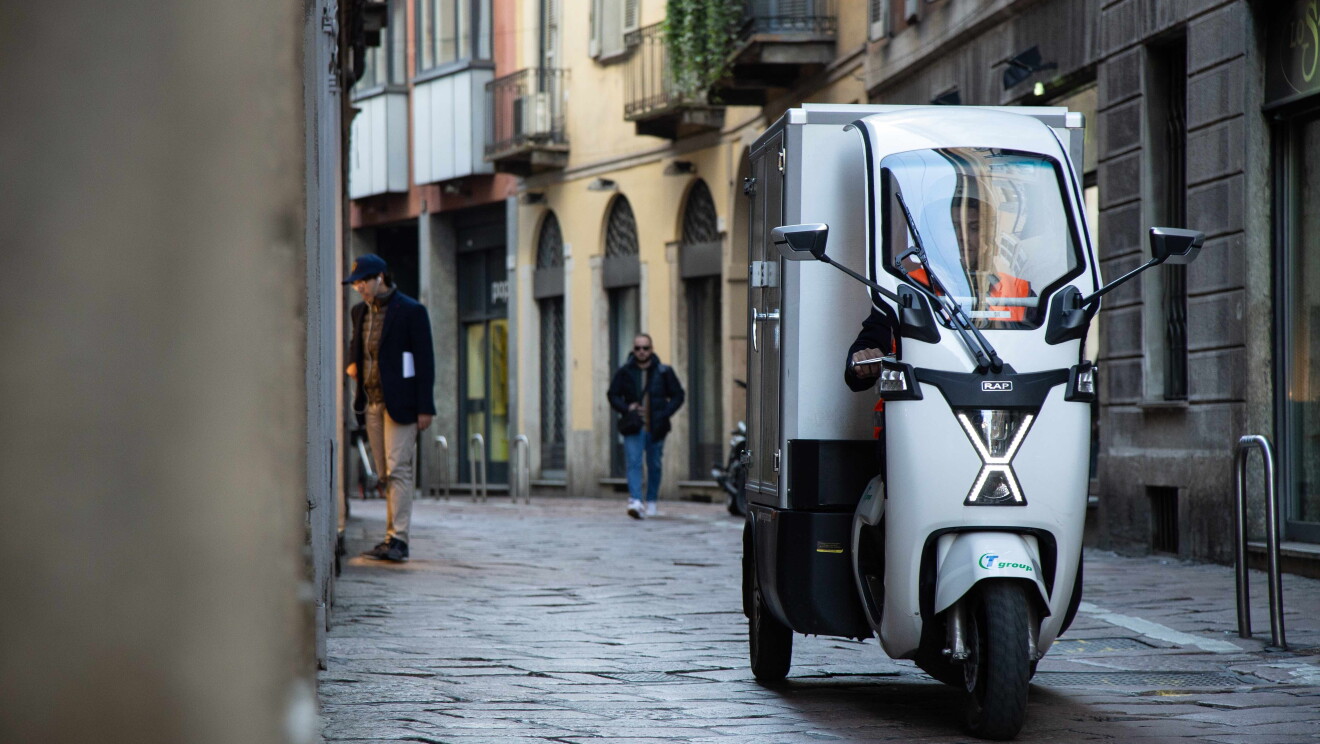 Italy electric moped.jpg  