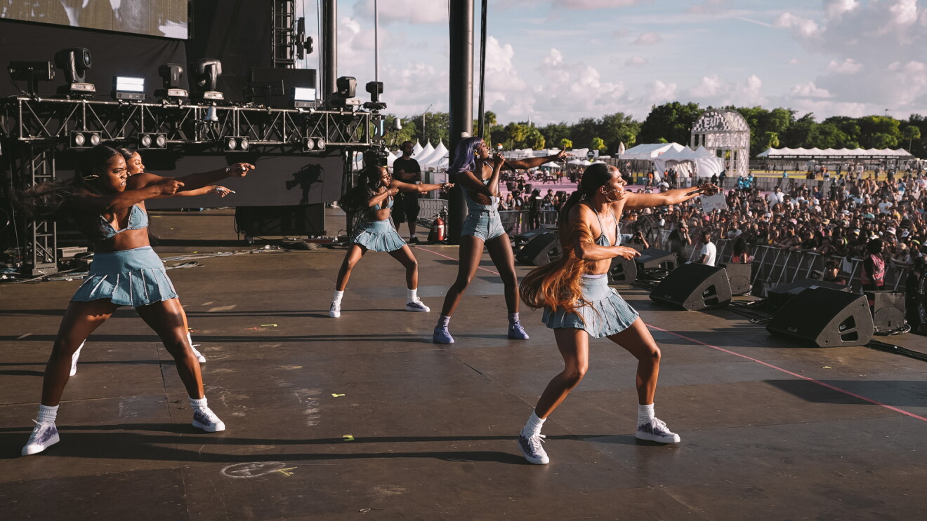 An image of a performance in Rolling Loud 2022. 