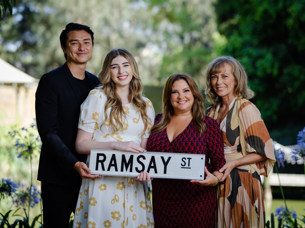 Your first look at the cast of ‘Neighbours’