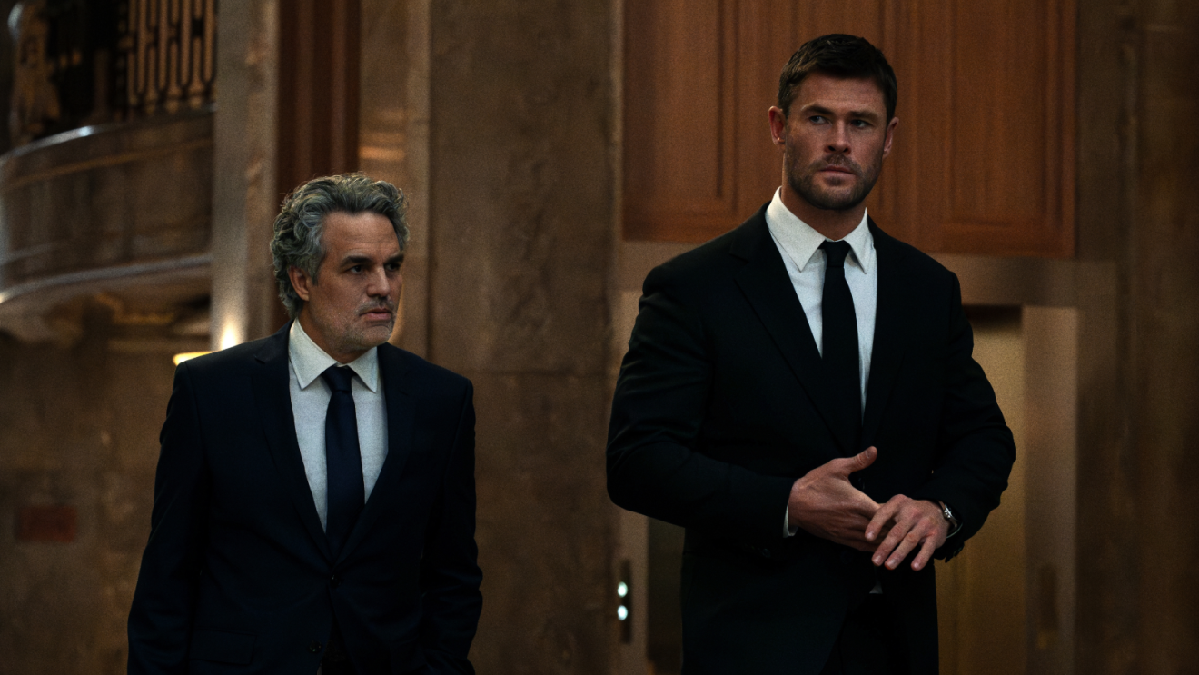 Chris Hemsworth and Mark Ruffalo in crime thriller Crime 101