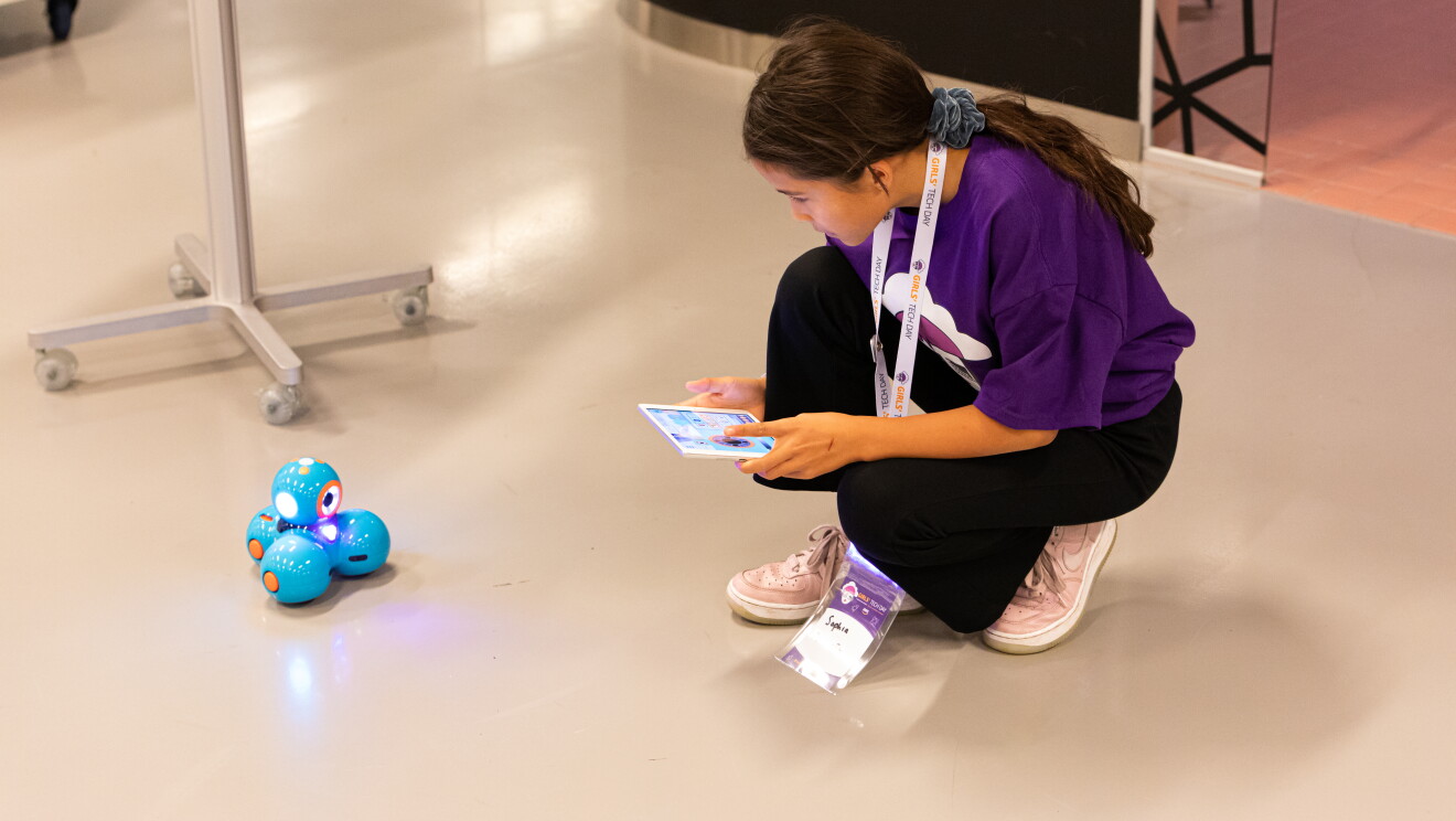 AWS workshop - Girls' Tech Day