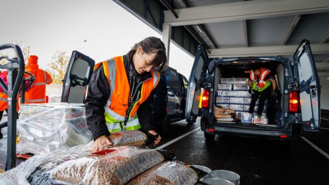 Donación Amazon a bancos de alimentos