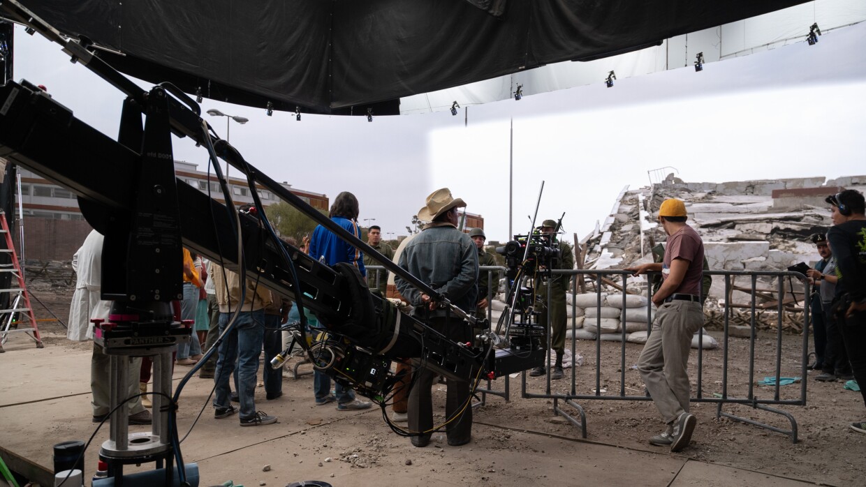 Escena de Cada Minuto Cuenta con Virtual Production de Prime Video. 