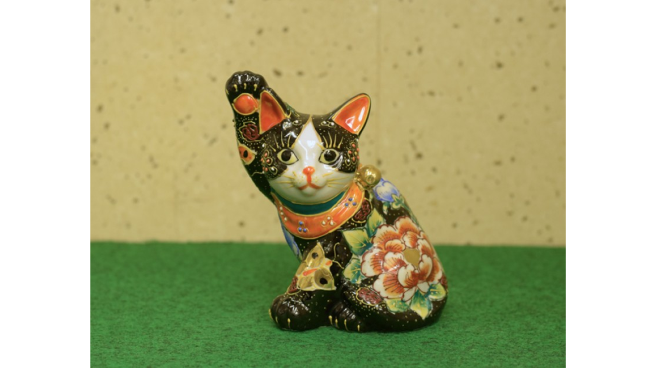 Amazon Story:販売することで九谷焼の技を守る