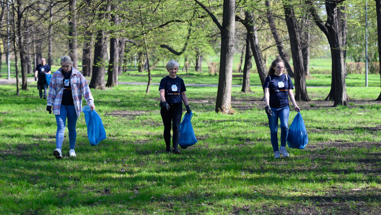 amazon-15.jpg CEE Earth month 