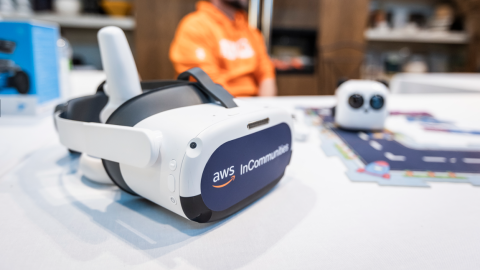 Gafas de realidad virtual de AWS. 