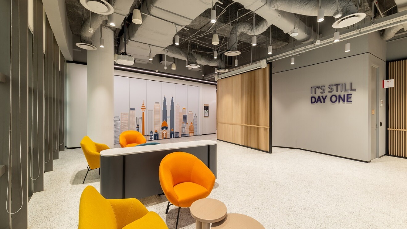 View of the KUL15 reception from a different angle