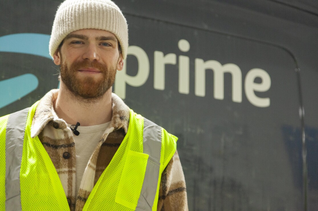 Amazon.Lowry Prime Van