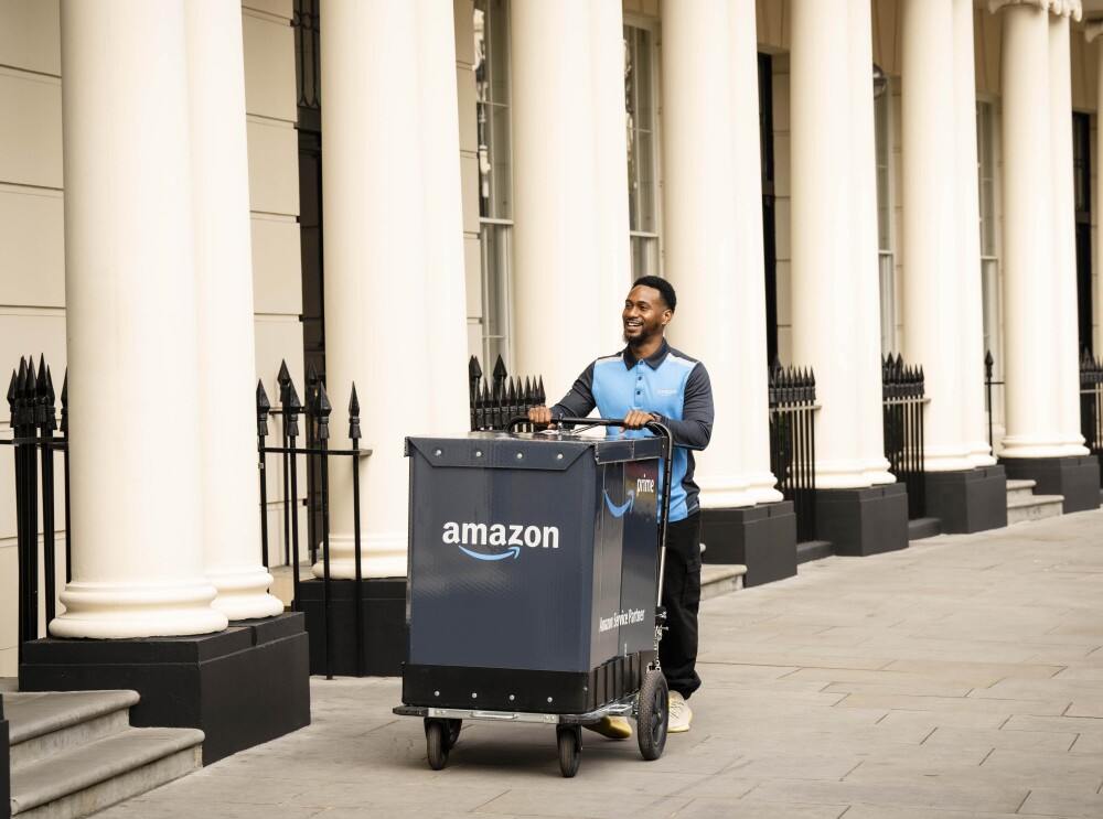 Customer delivery using Amazon on-foot delivery pushcart