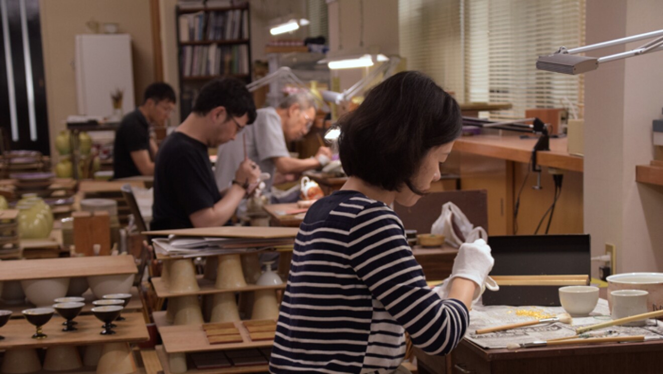 Amazon Story:販売することで九谷焼の技を守る