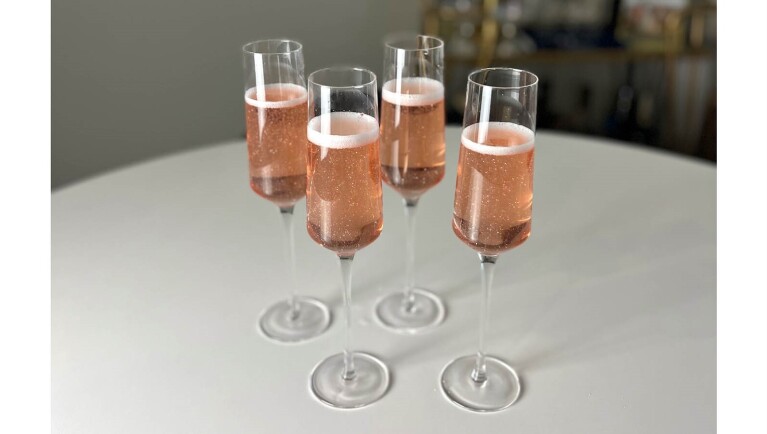 An image of a Valentine’s Day product available on Amazon recommended by lifestyle influencer Ashlan Sorenson.