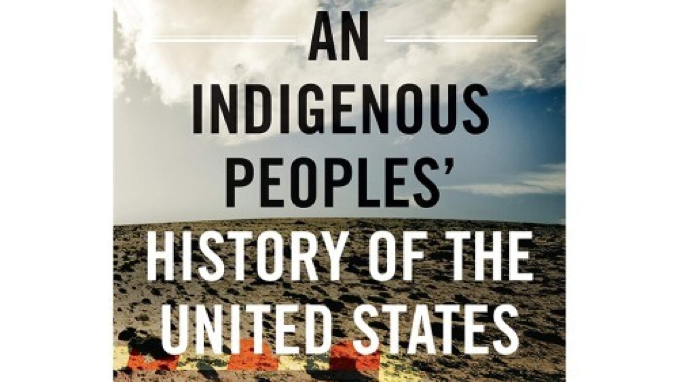 图为土著人民日推荐书目的书籍封面。