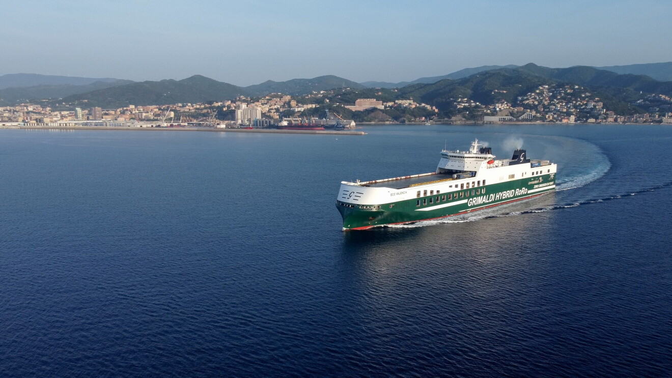 ITALY ship 1 sea routes and transportation.jpg 
