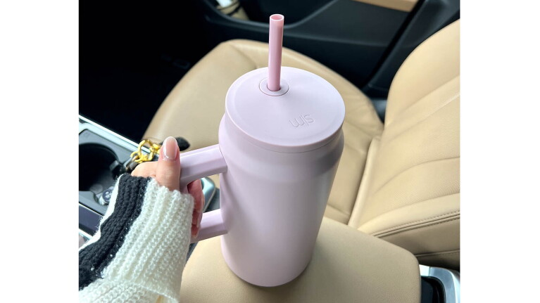 An image of a Valentine’s Day product available on Amazon recommended by lifestyle influencer Ashlan Sorenson.