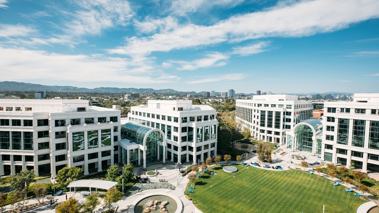 An image of the new Amazon Tech Hub office in California.